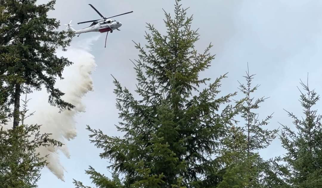 

						2620 Road Fire receiving a water drop from a helicopter 08/17/2024
			