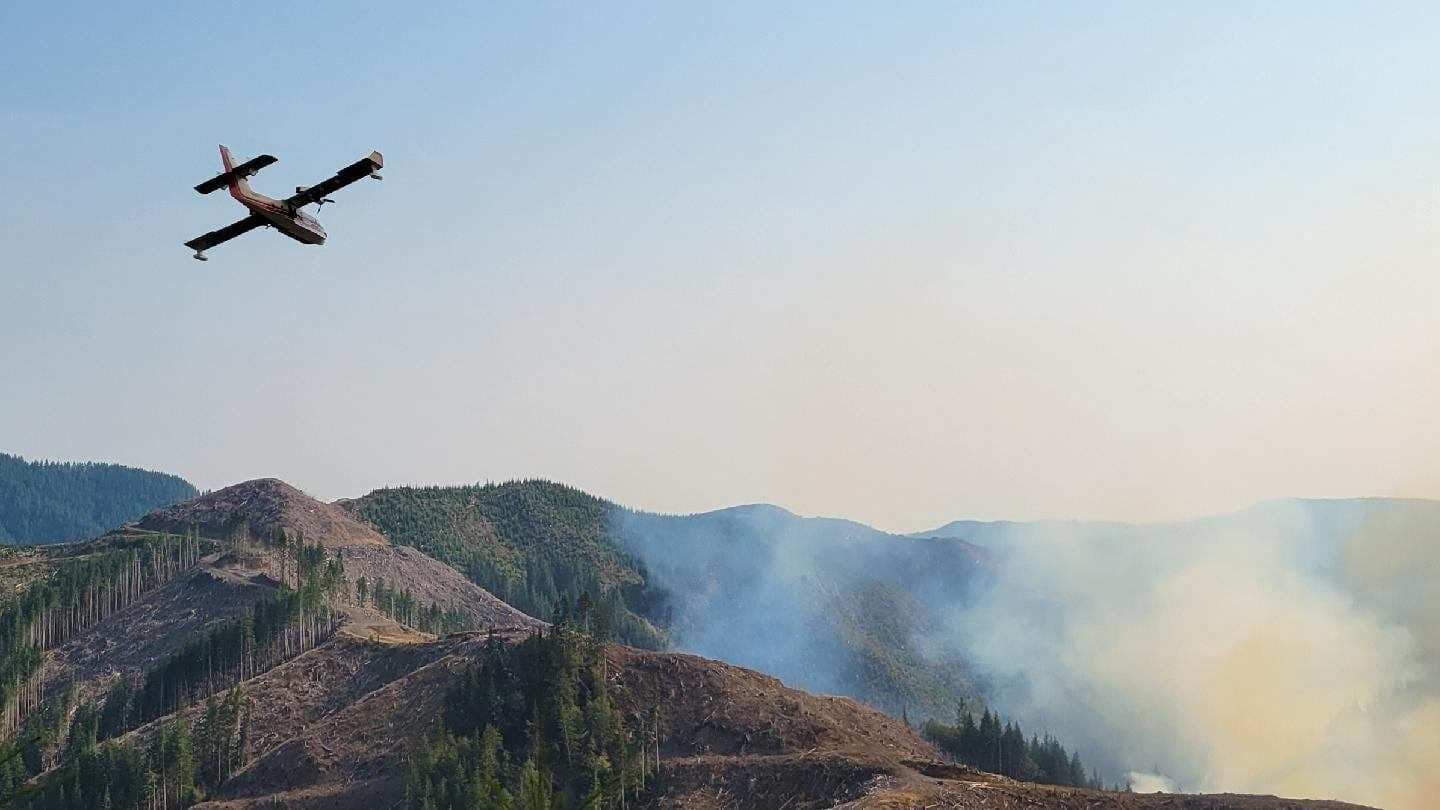 

						2nd Plane over the Huckleberry Ridge Fire September 5, 2024
			