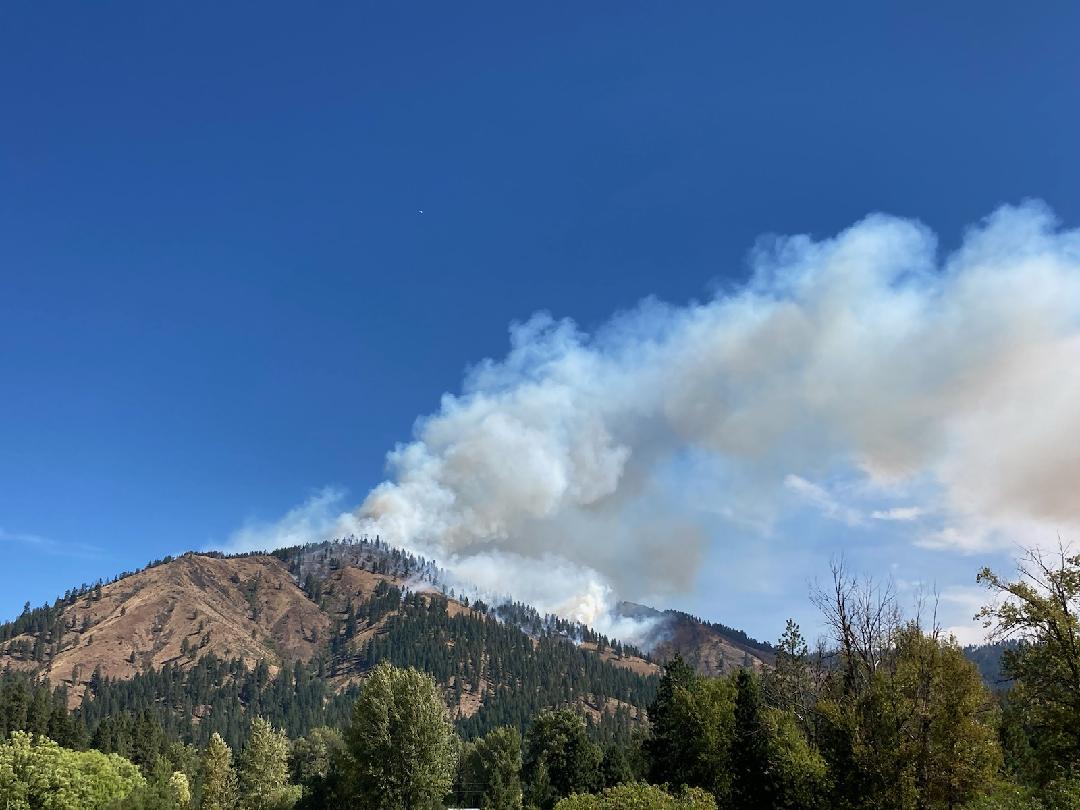 

						Swauk Creek Smoke on Hillside 09/09/2024
			