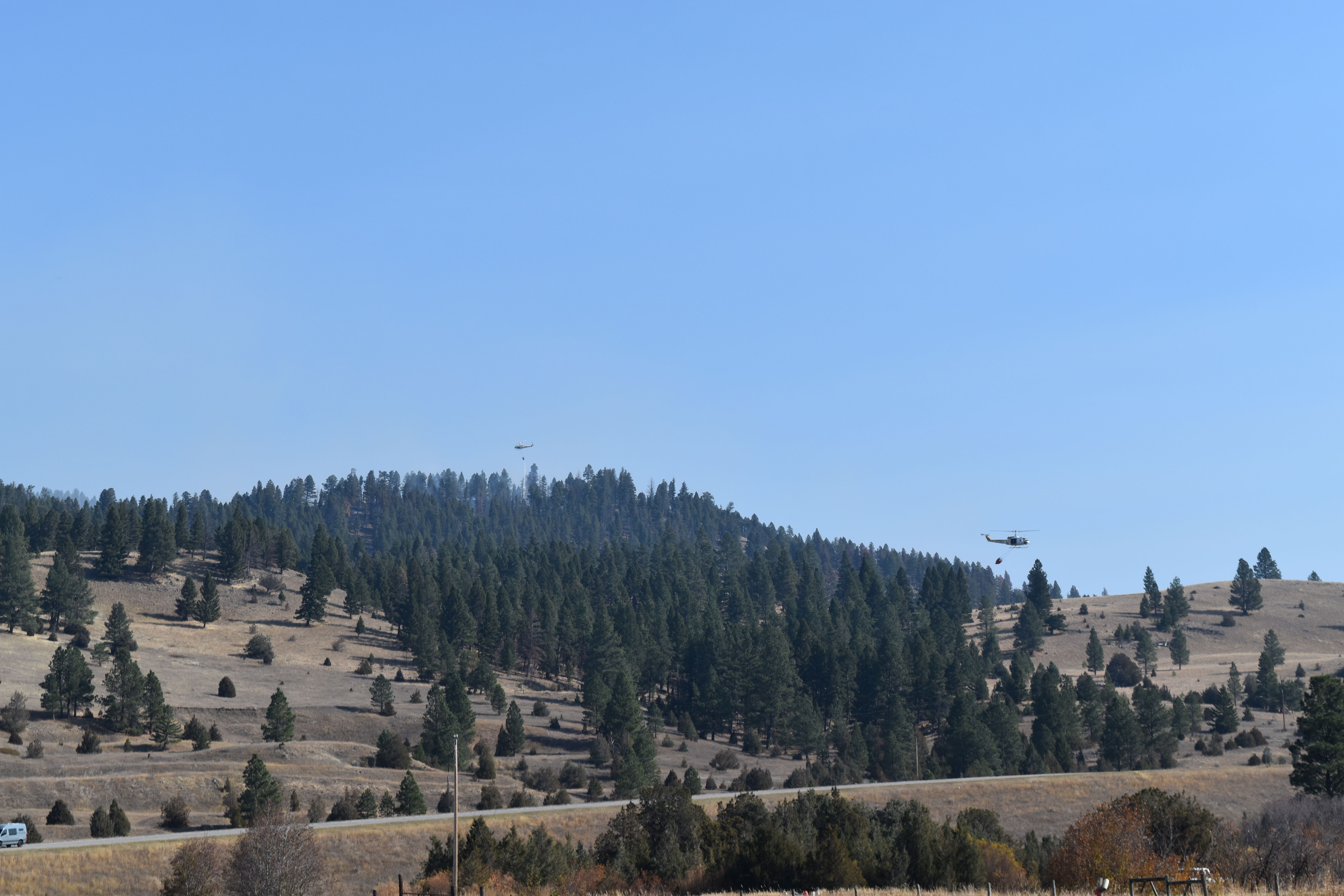 

						Helicopters_buckets-Nevada lake 10-15-24.jpg
			