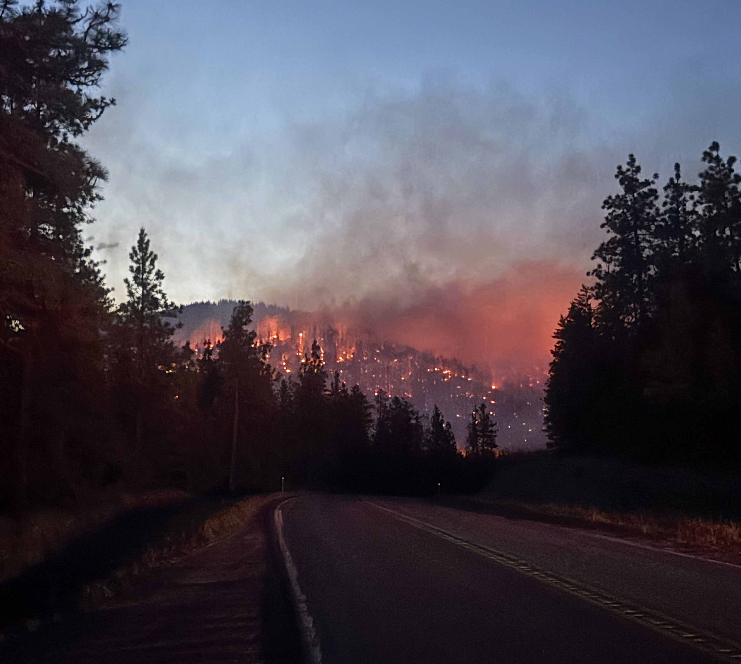 

						Banana Lake Fire Burning at night 6/1/2025
			