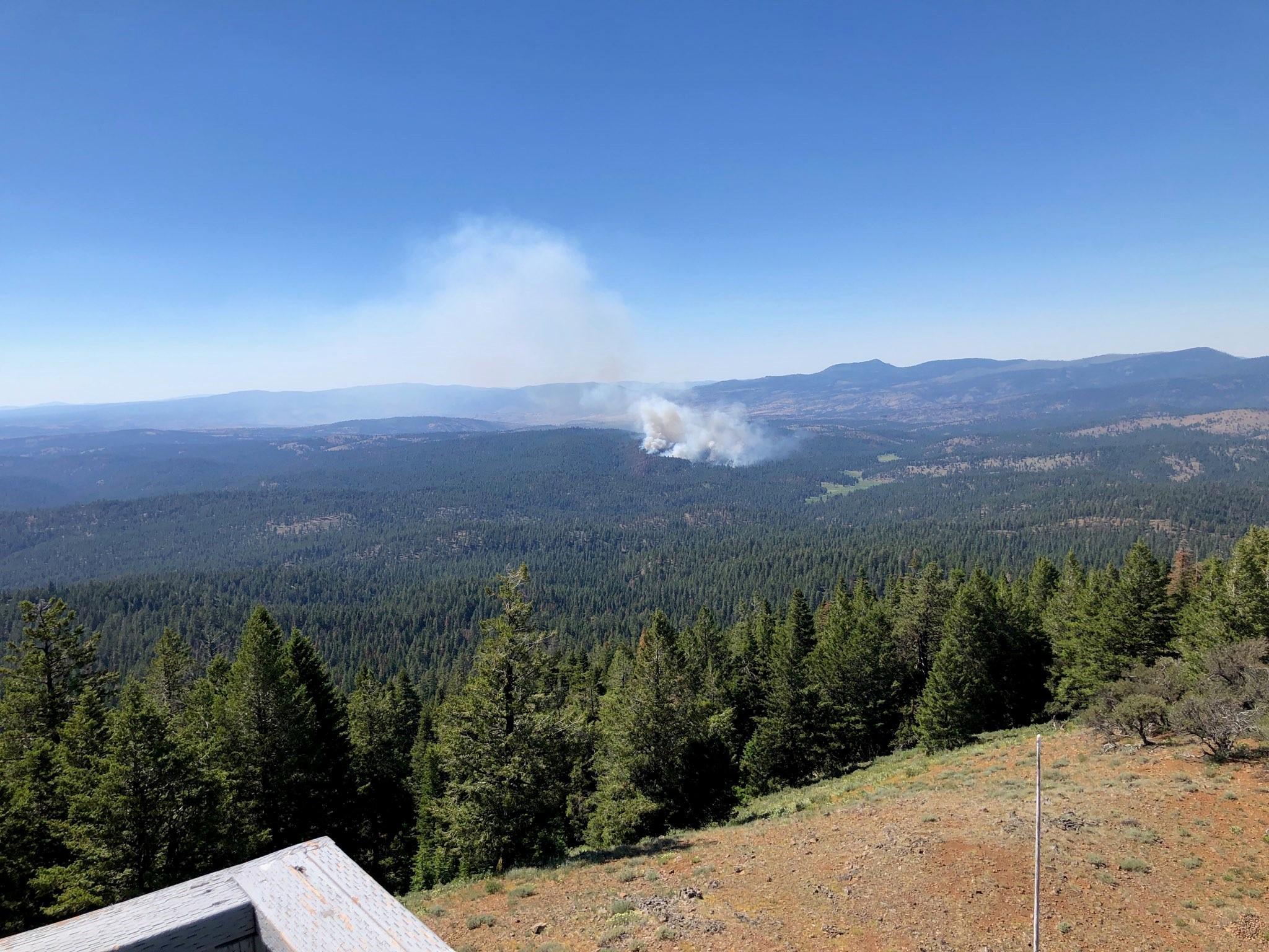 Image of the smoke from the Murderers Creek 6 Prescribed Fire Operation Unit.  Take from Flagtail Lookout.