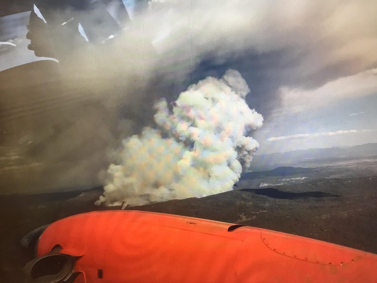 Aircraft view of smoke from Midnight Fire