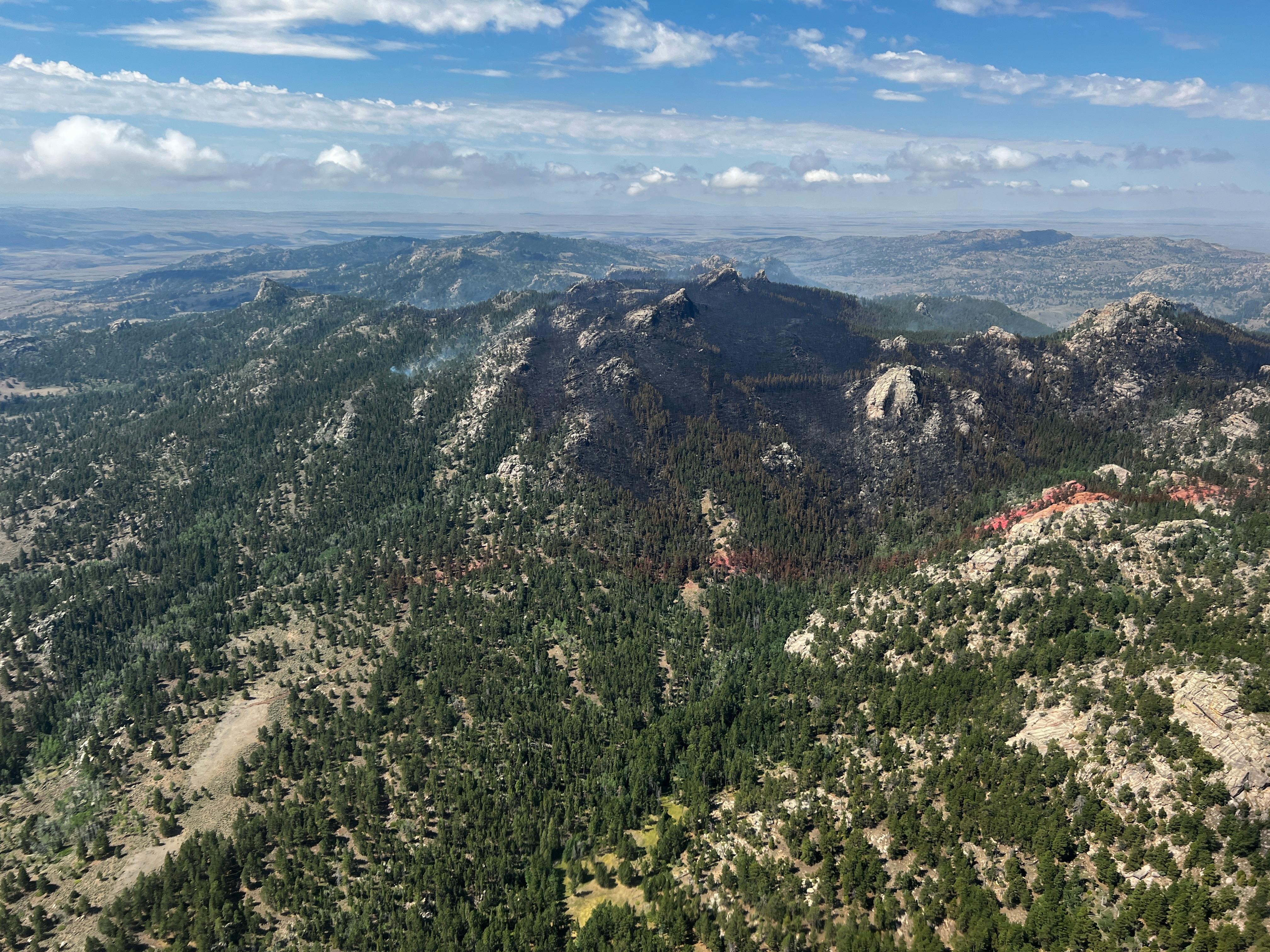 Aerial with retardant line of Sugarloaf Fire