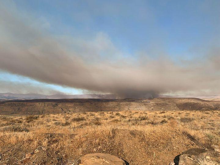 Smoke from Vantage Hiway rolling into Grant County
