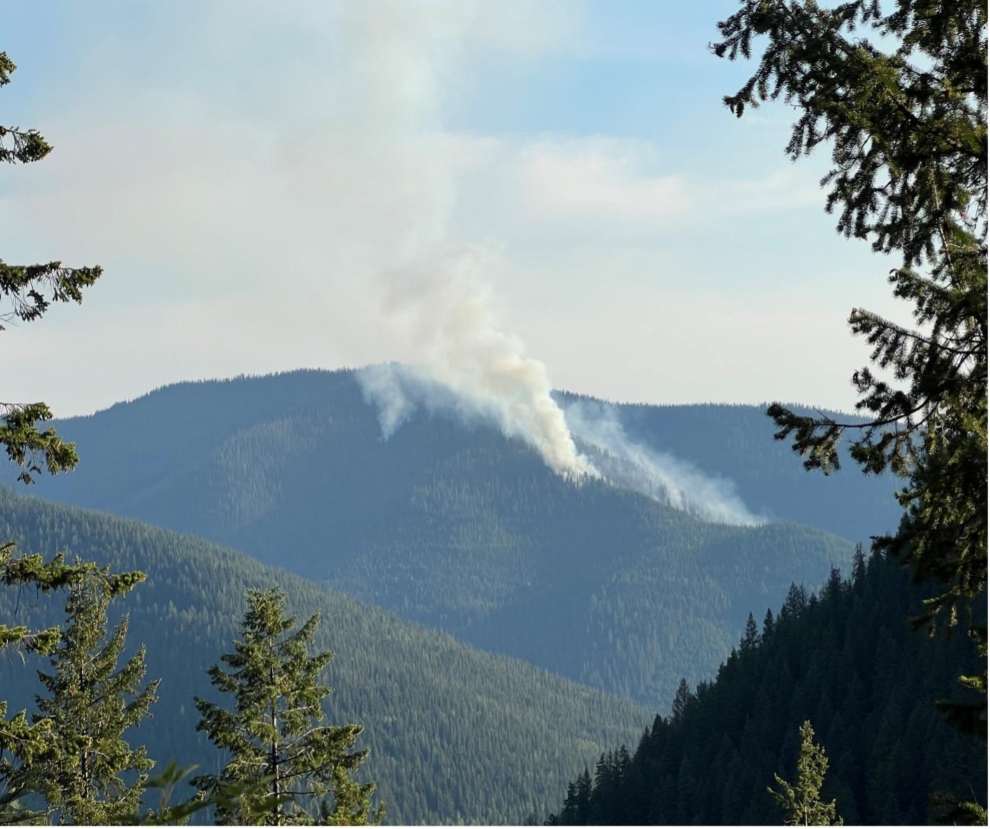 View of Thor Fire from the Highline Road on 08.18