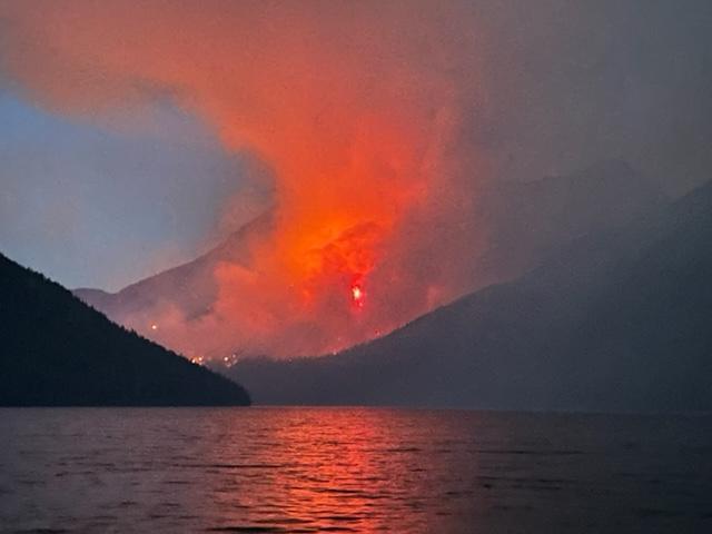 Quartz Fire glow from Quartz Lake foot Aug. 18 pm