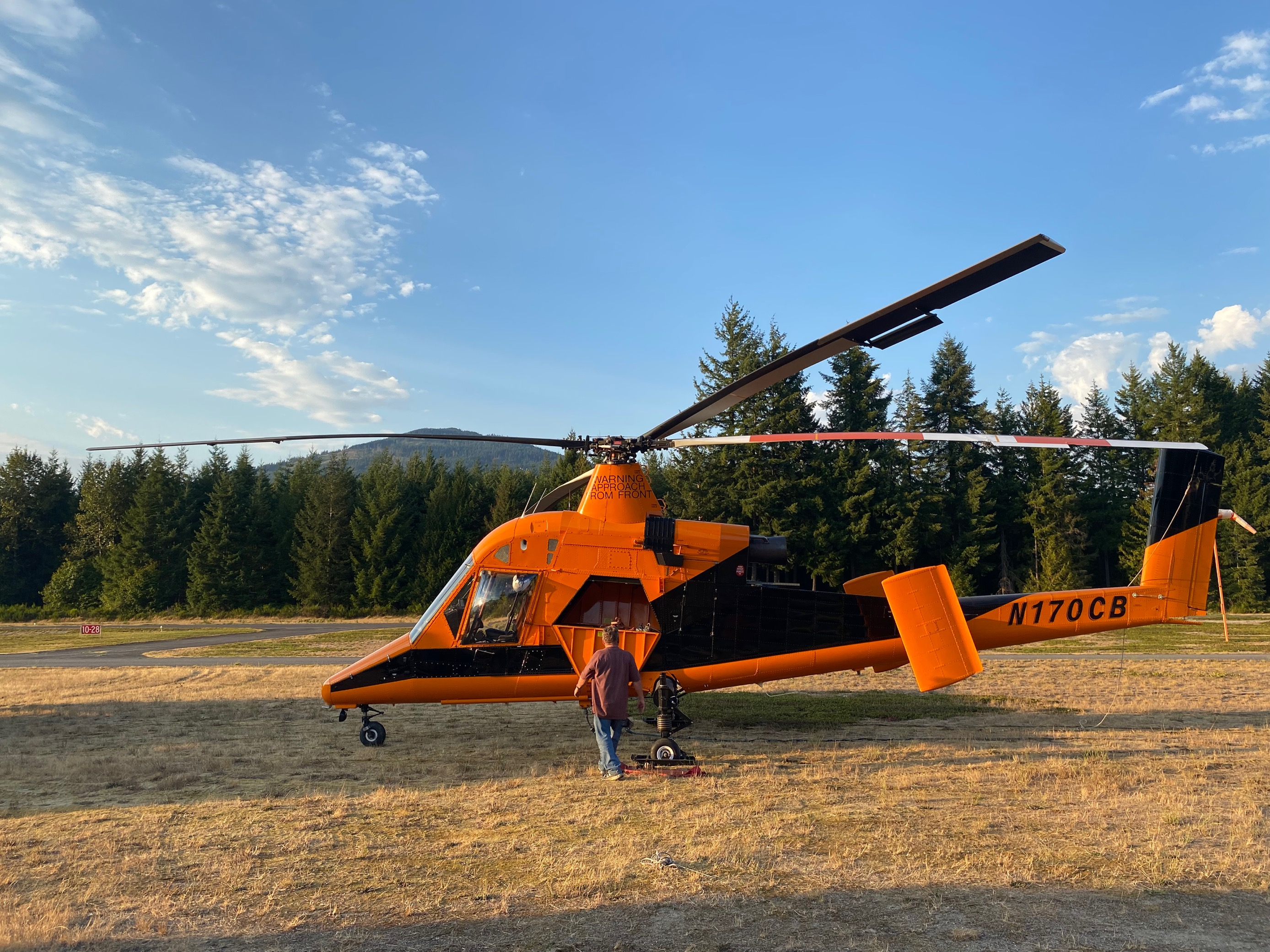 Type 1 helicopter at Darrington Airport