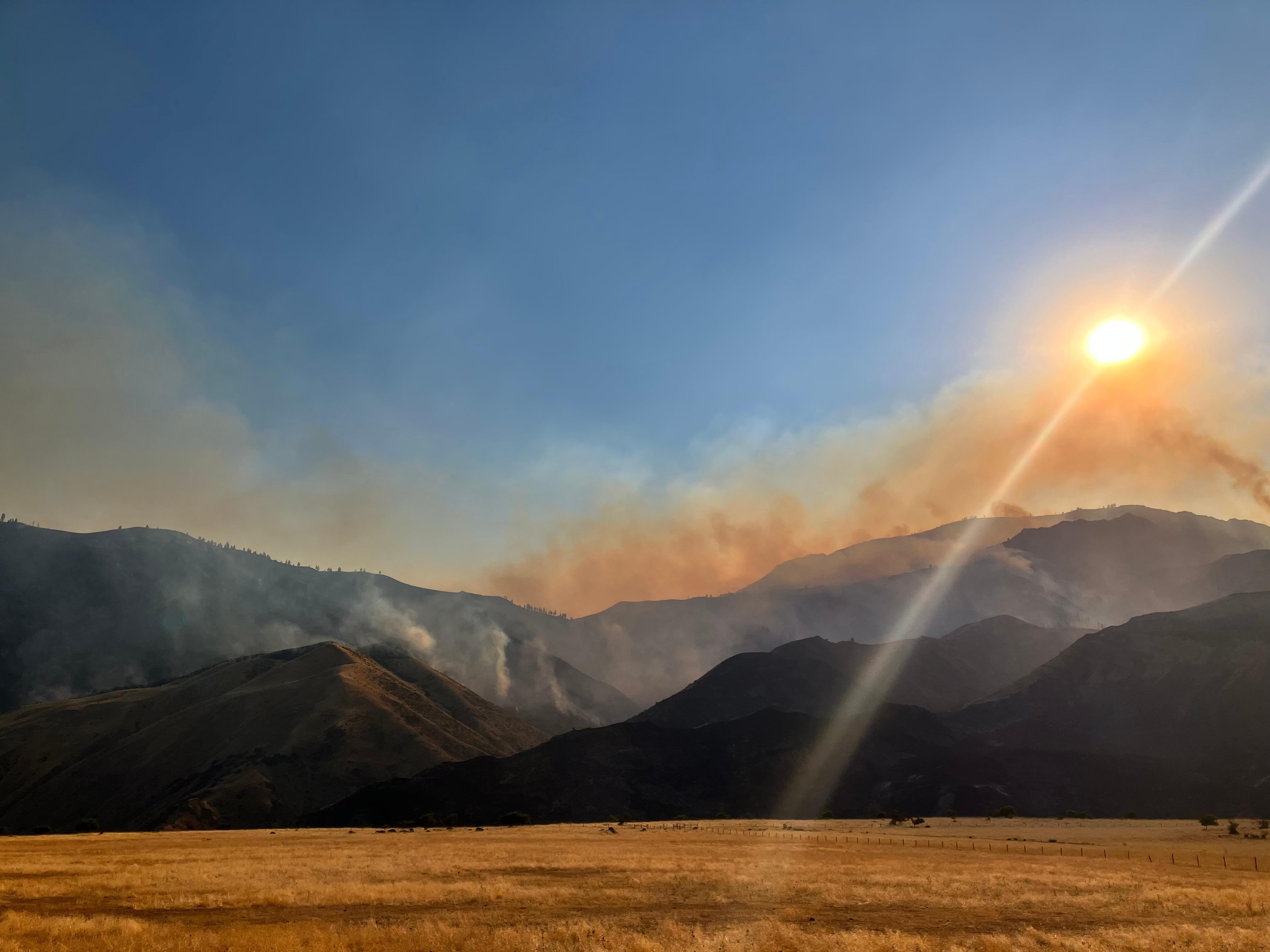 Jones Creek fire looking west, September 9, 2022