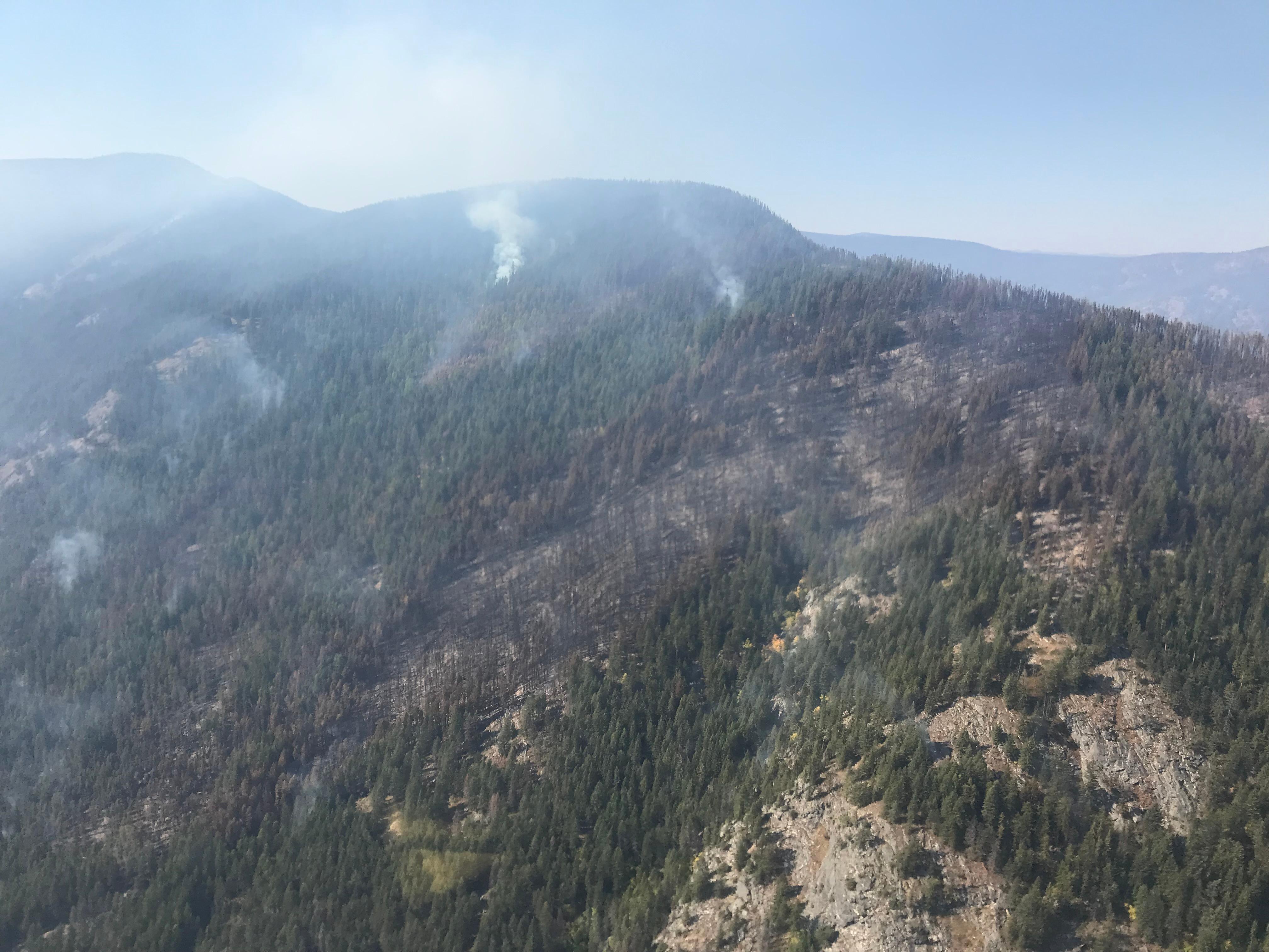 The Long Canyon Fire showed minimal fire activity on October 2.