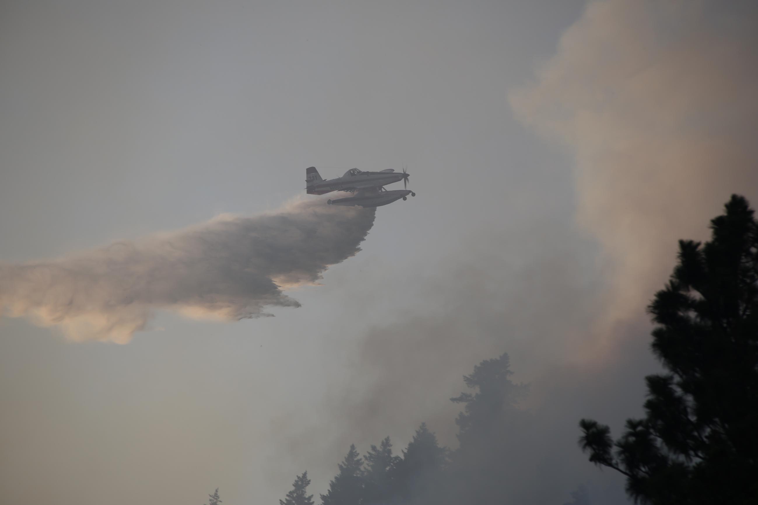 Aircraft flying on the Tunnel Five Fire