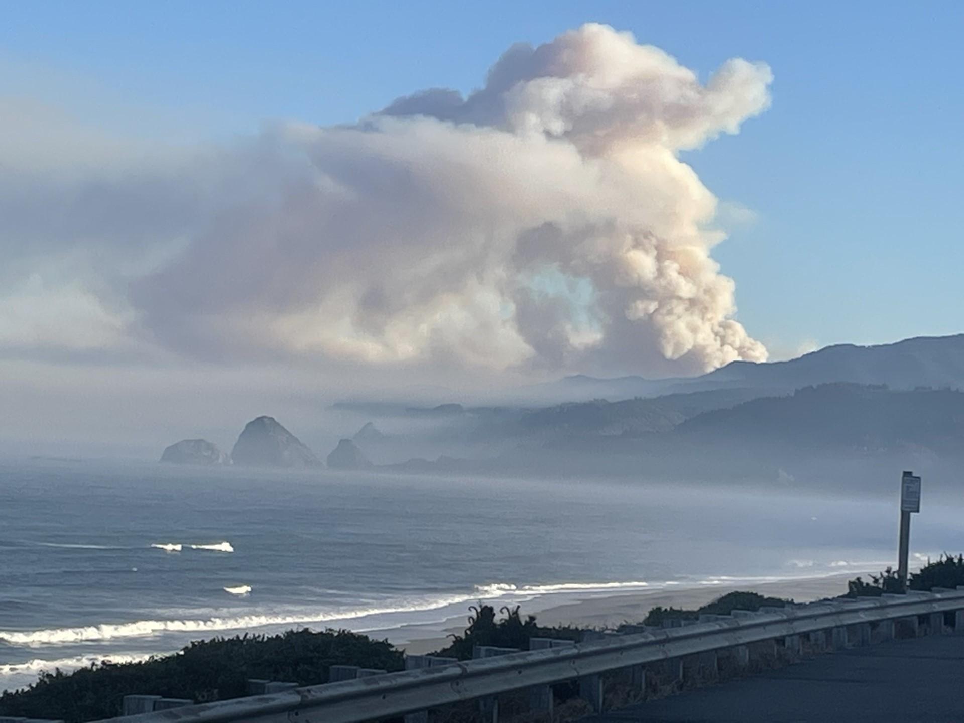 Anvil Fire column from Old Mill Sept. 14