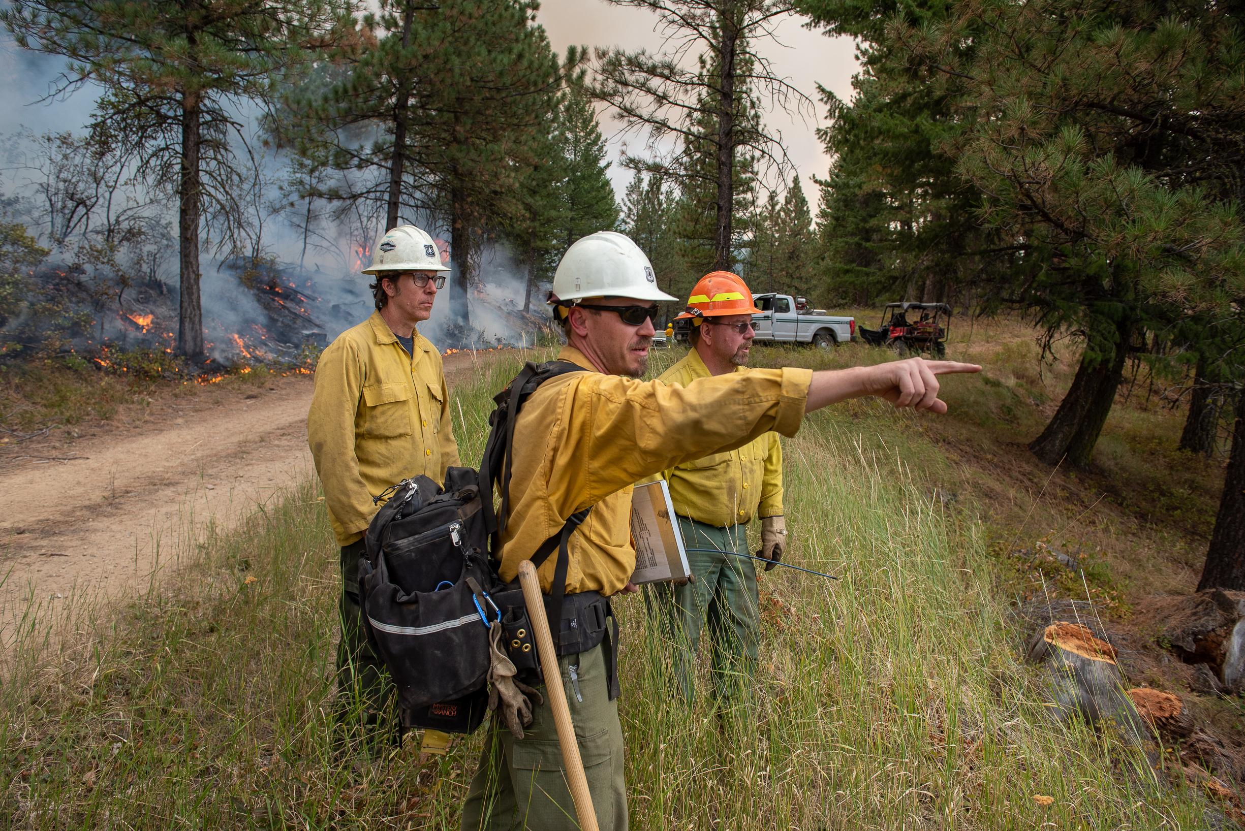 managing a prescribed burn on the payette national forest