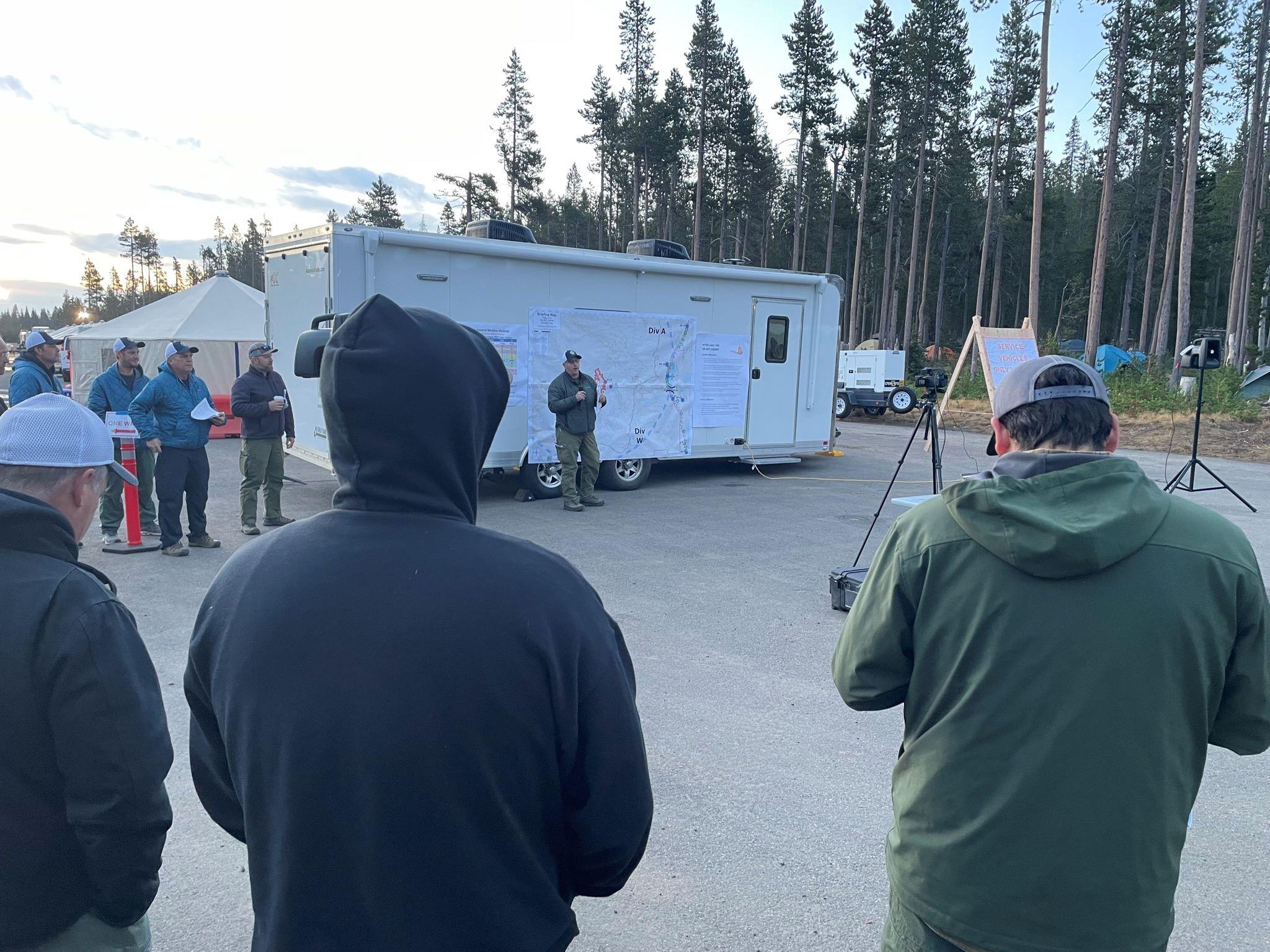 Morning Briefing on Petes Lake Fire