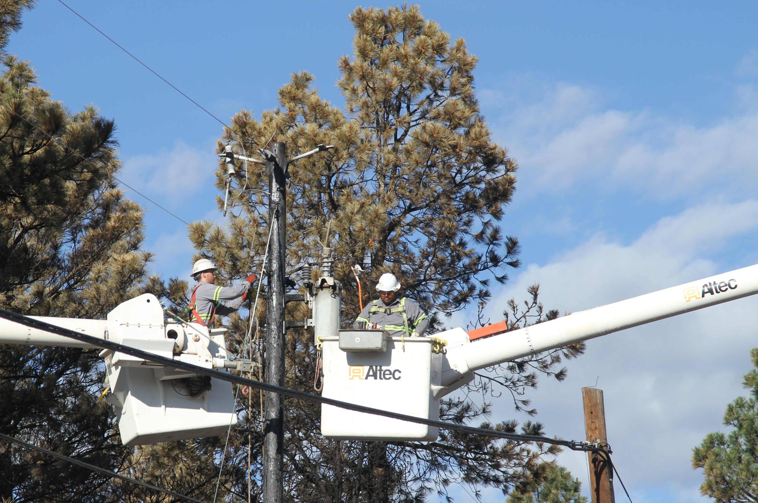 South Fork Fire Utility Workers along HWY 48 Alto, June 23, 2024