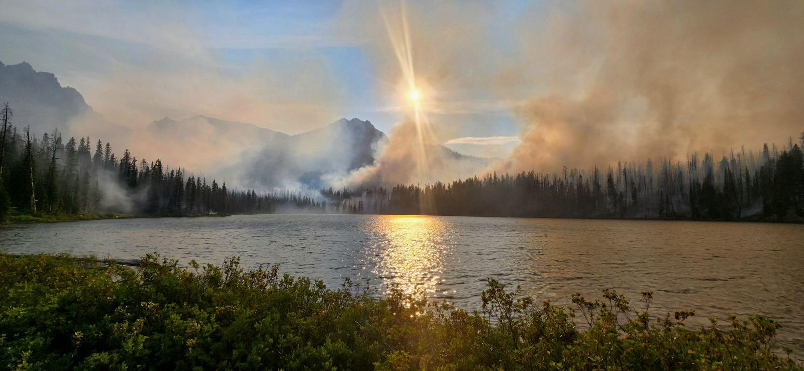 Bench Lake Fire with setting sun July 13, 2024