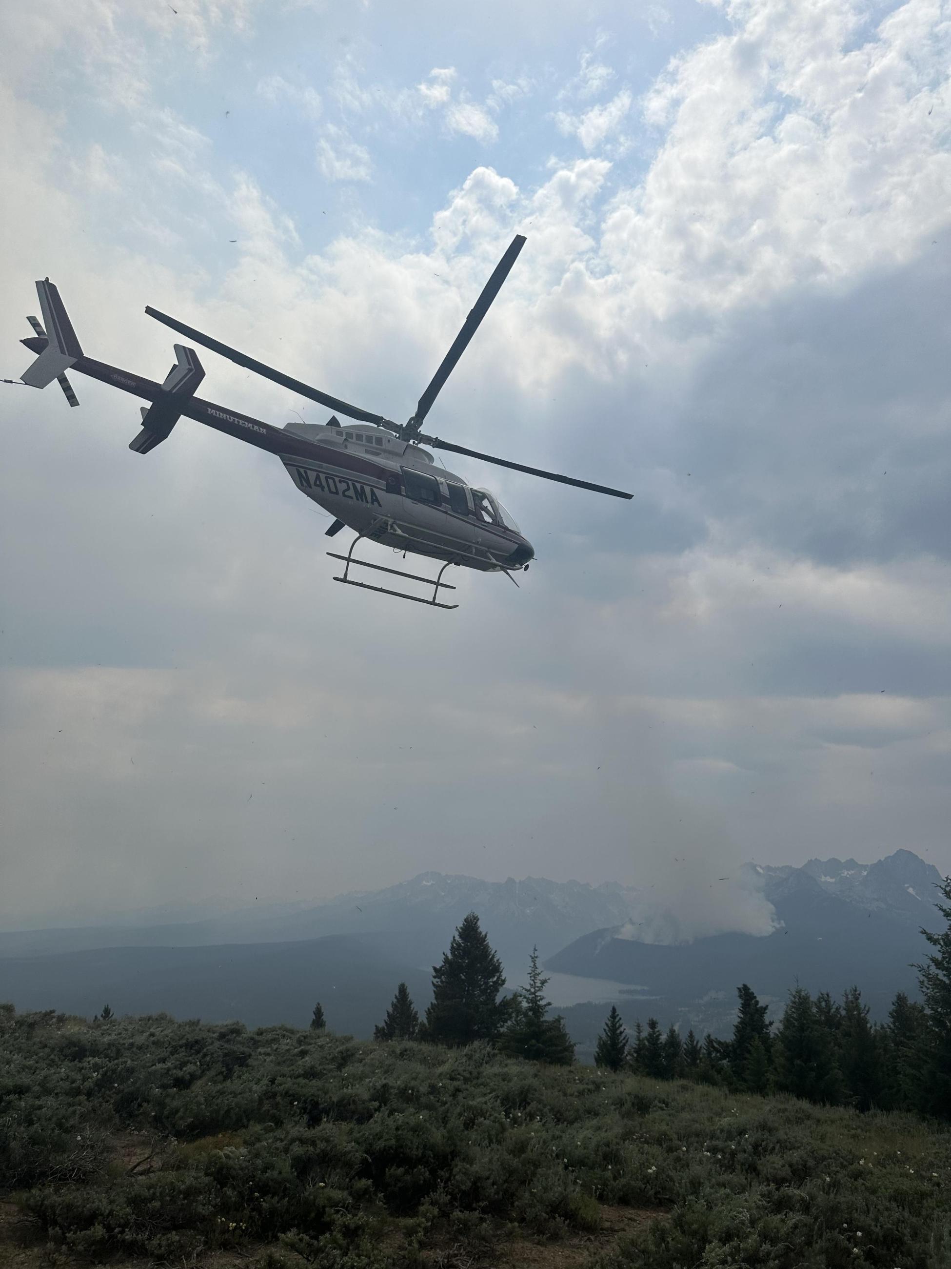 Helicopter flying operations for the Bench Lake Fire July 14, 2024