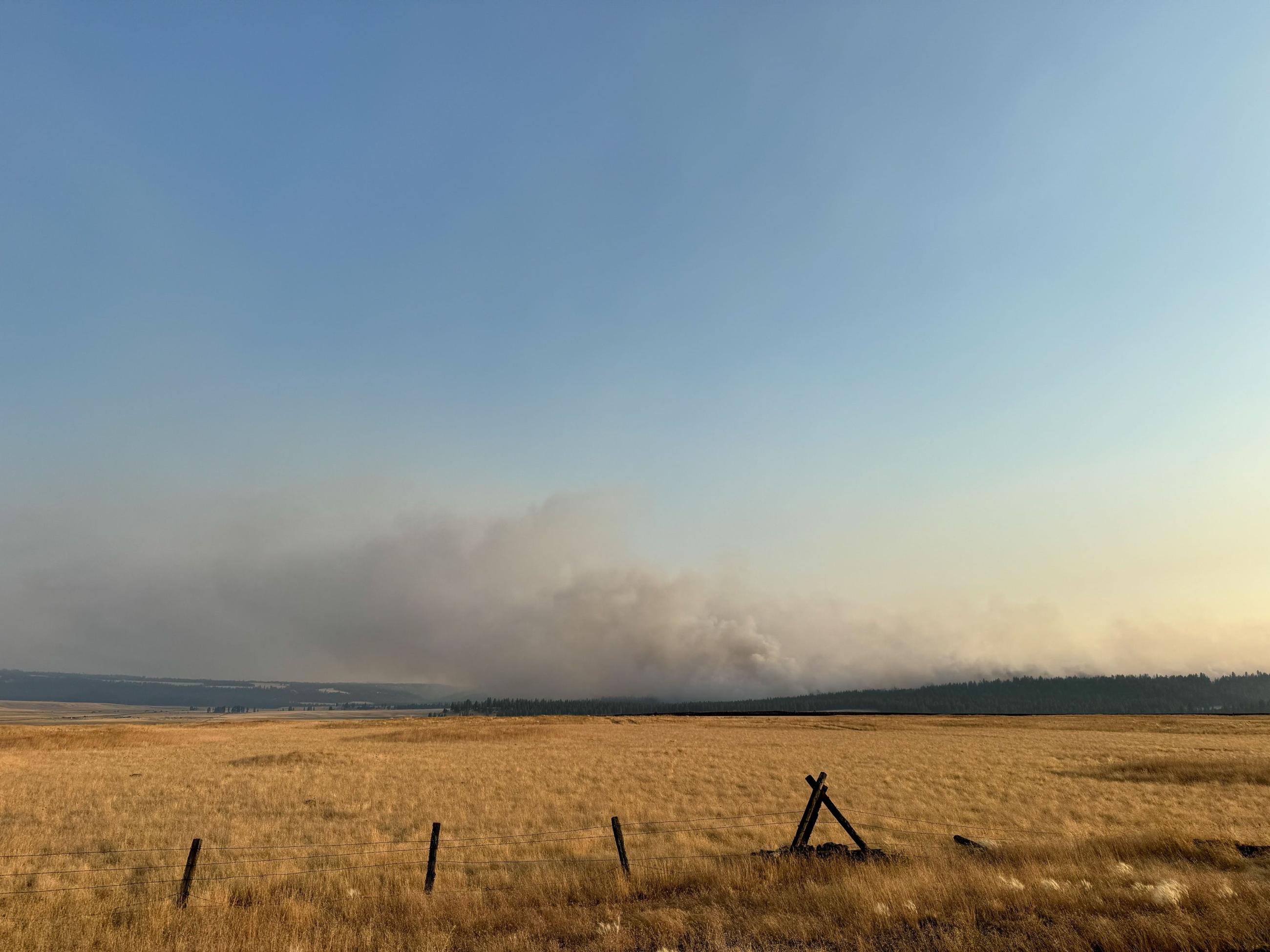 Smoke from the Snake Fire, part of the Battle Mountain Complex, outside Ukiah, Oregon.