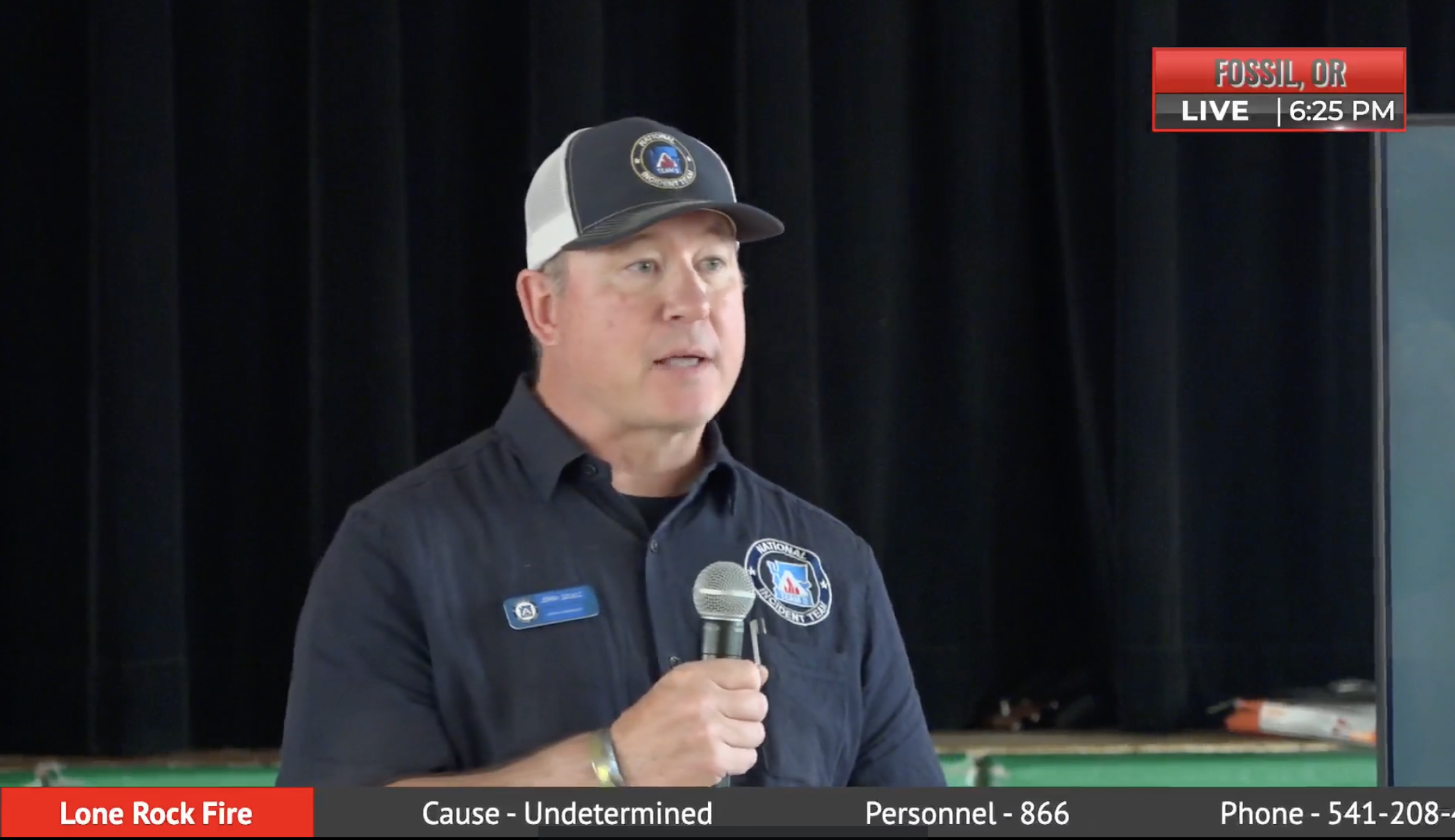 John Szulc, NW2 Incident Commander, at the Lone Rock Fire Community Meeting - 7-27-2024