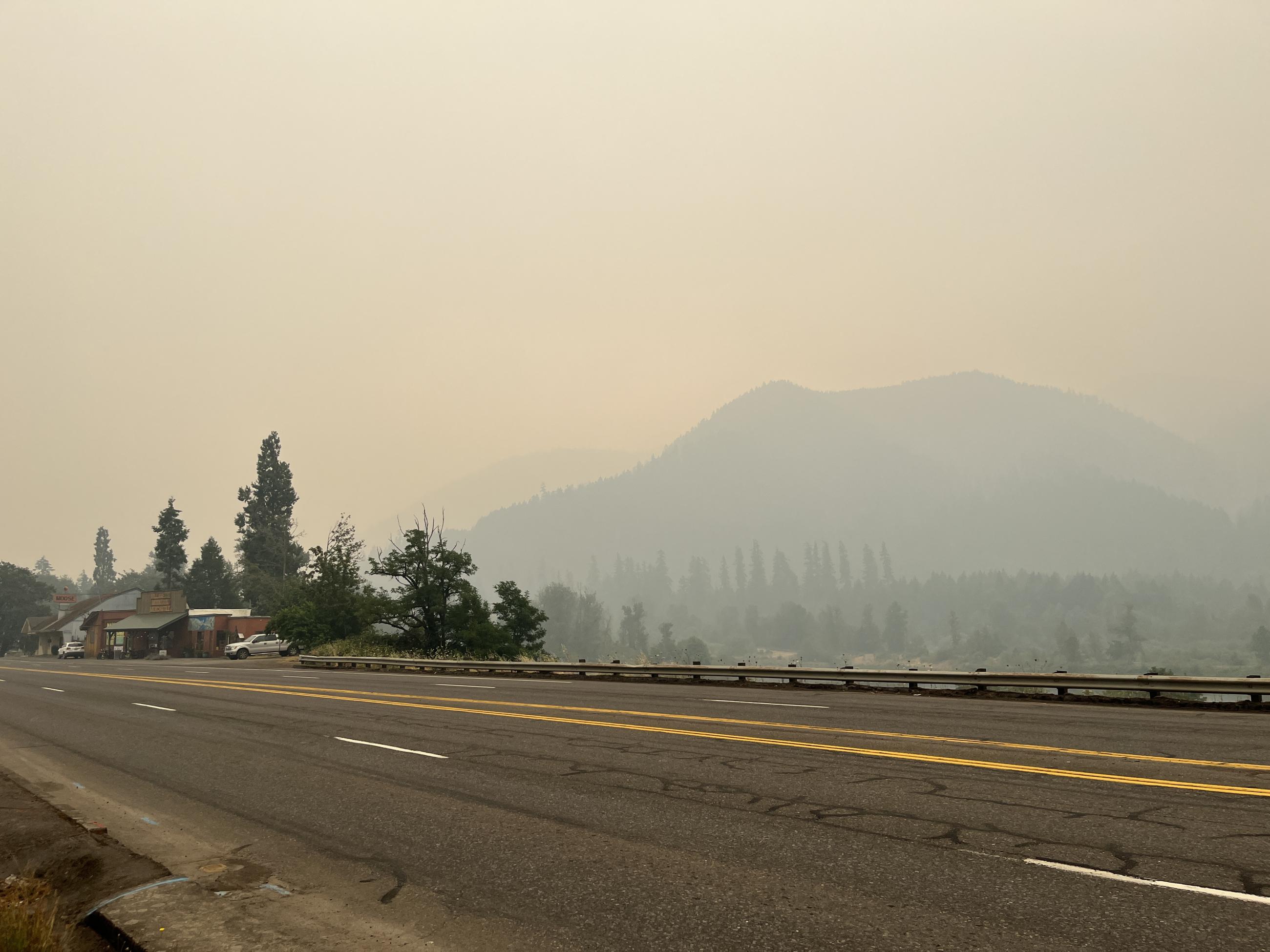 heavy smoke in Oakridge on july 29