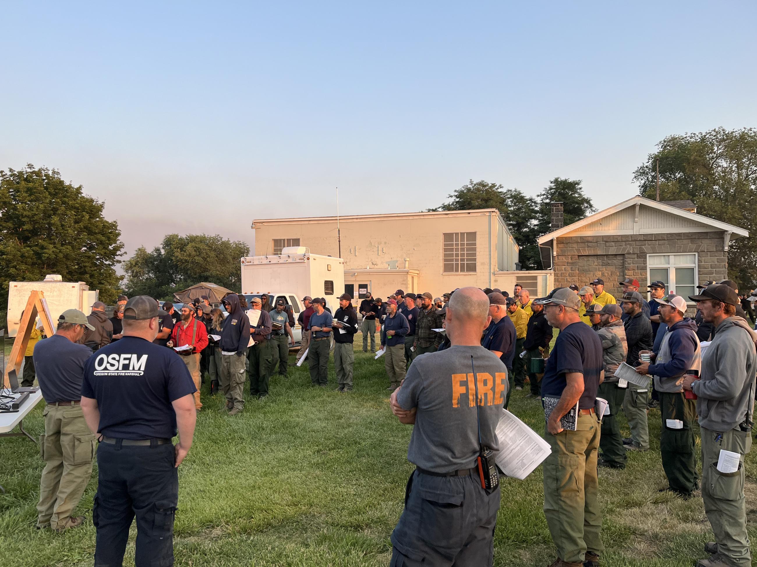 Firefighters attend morning briefing in Durkee, OR. Photo by Alexa Valladolid, NW Team 6