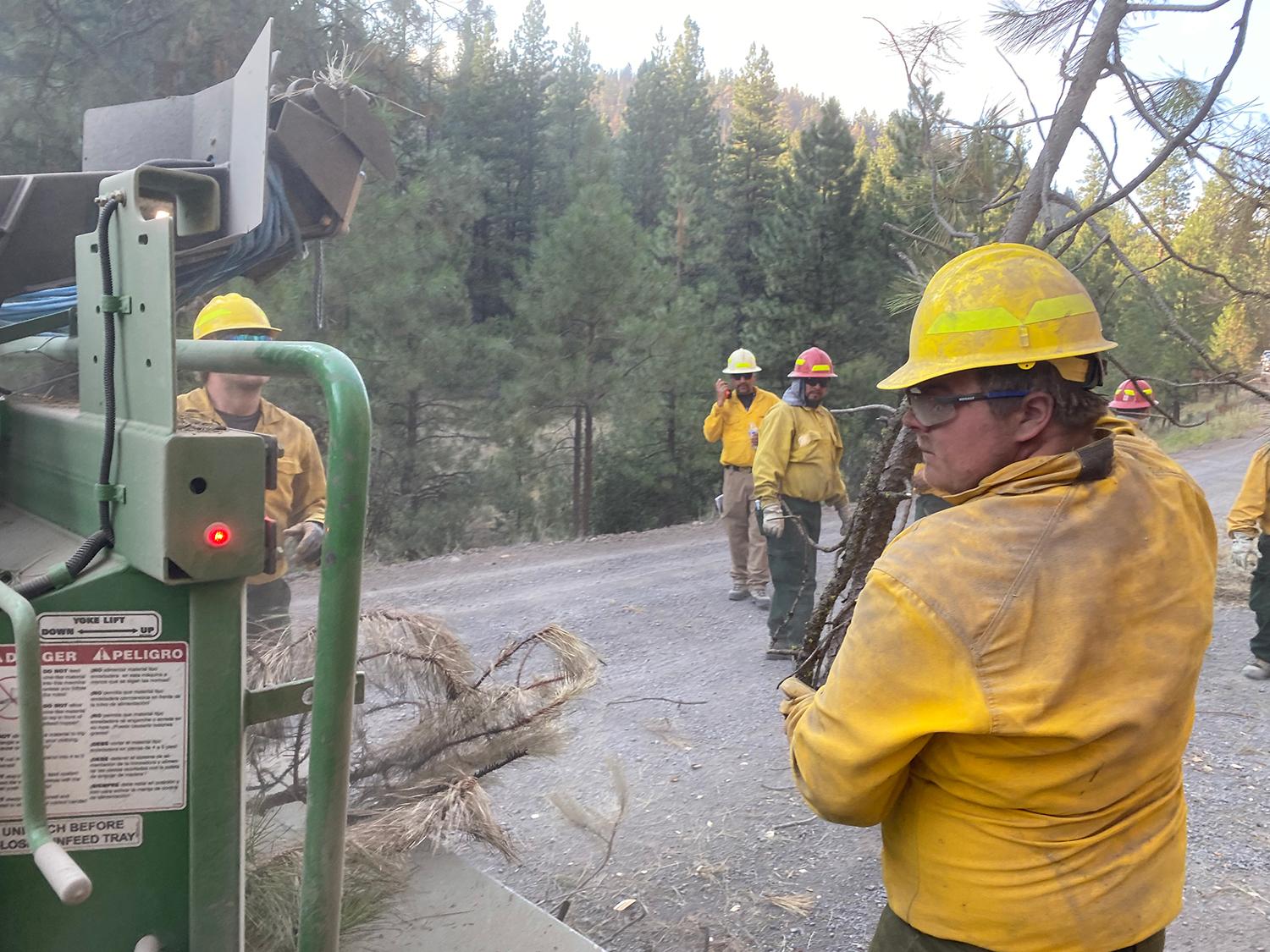 Fire Crew Chipping on Falls & Telephone Fires