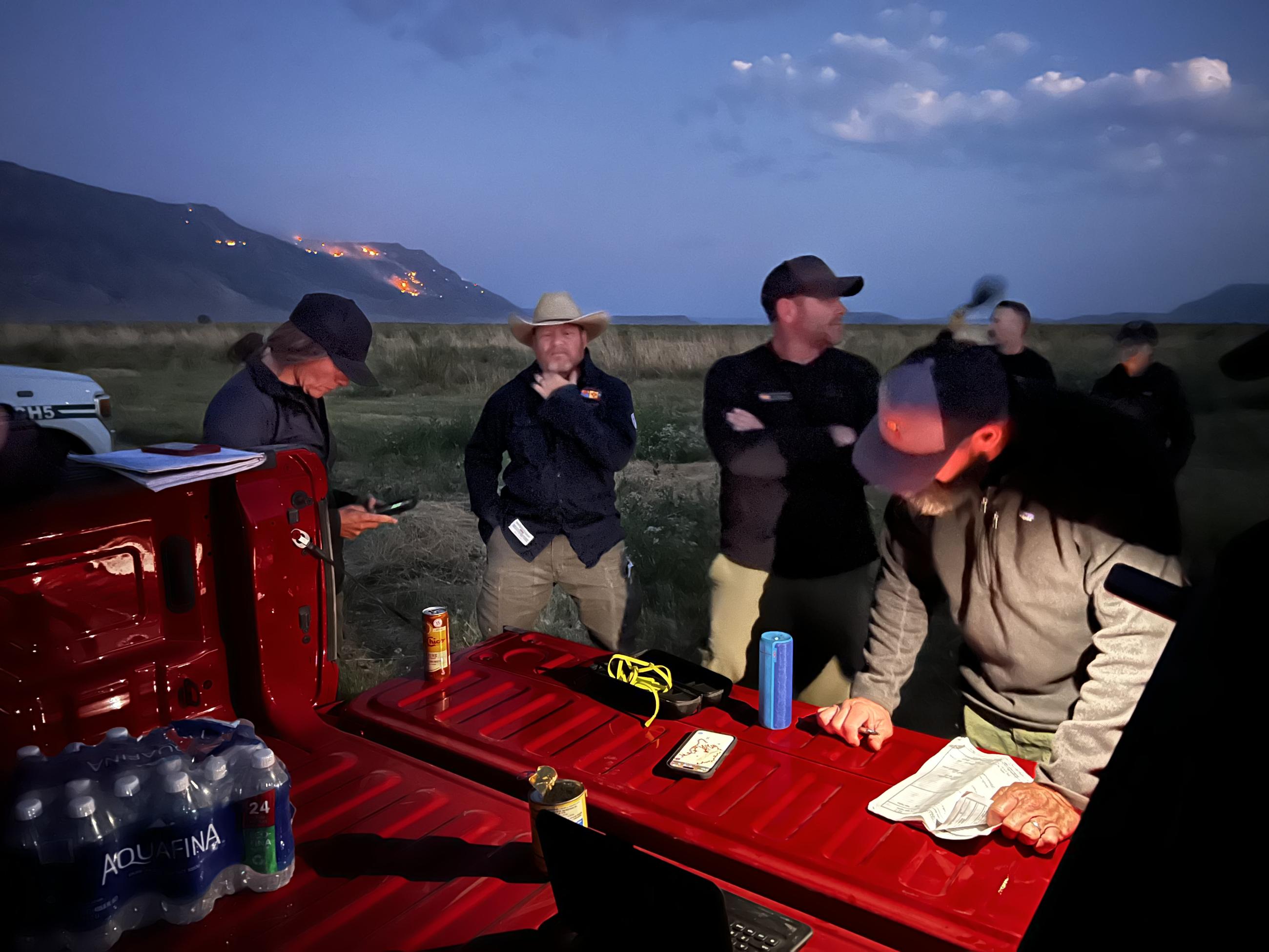 Night Operational Briefing 08-11-24 Warner Peak Fire