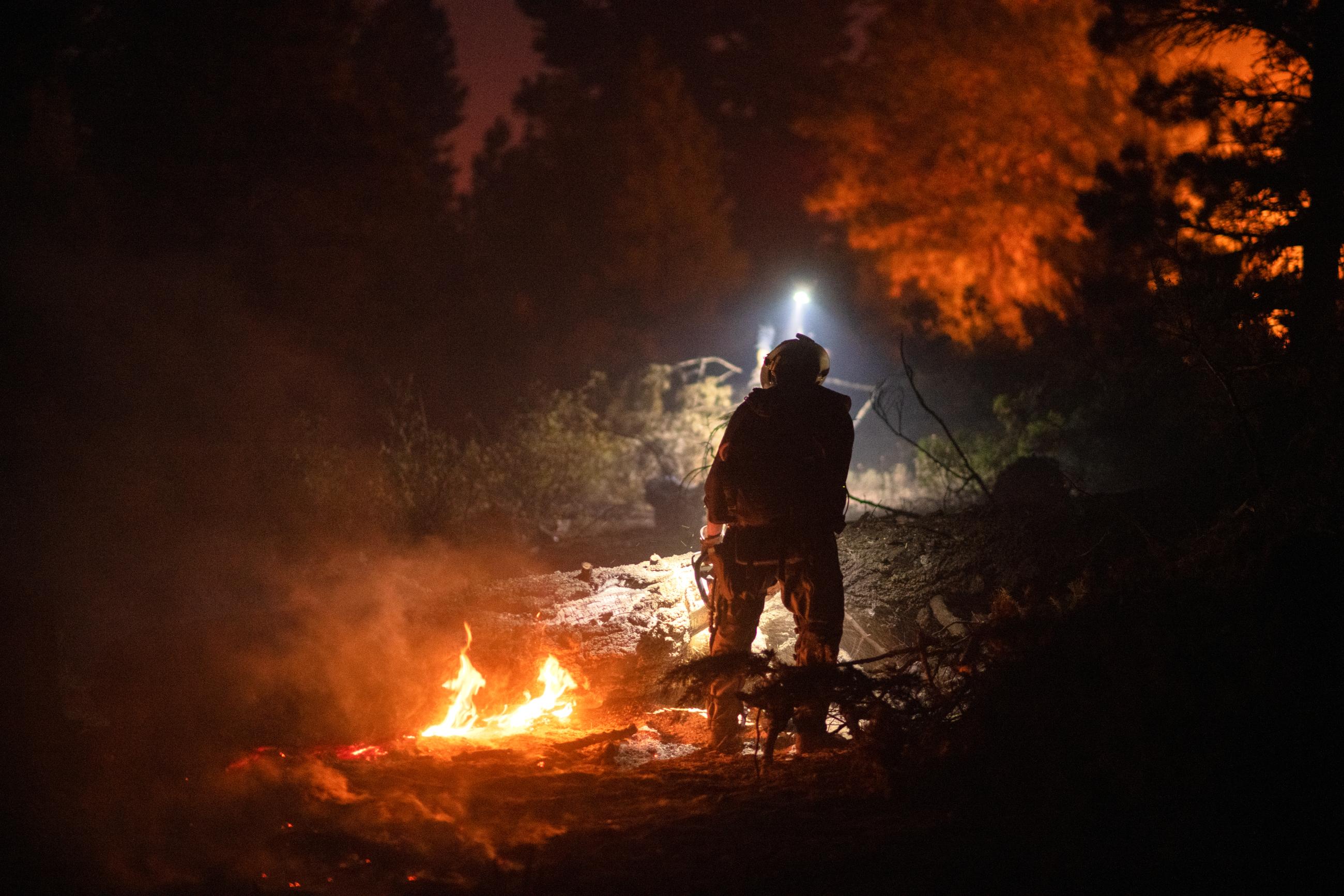 Night images on the Telephone Fire #7