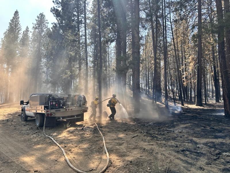 Engine crew working on the Copperfield Fire