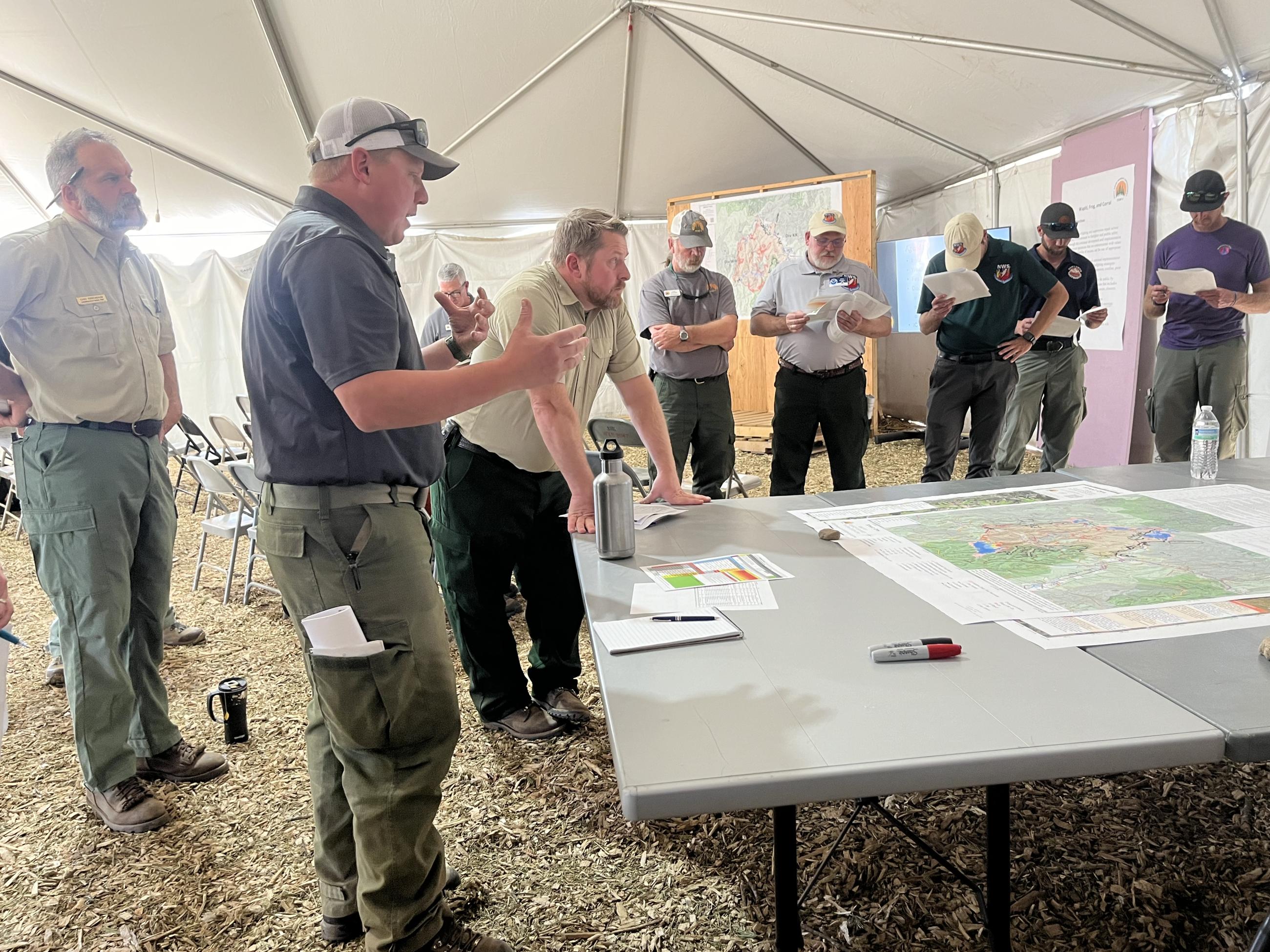 Meeting at Wapiti Incident Command Post