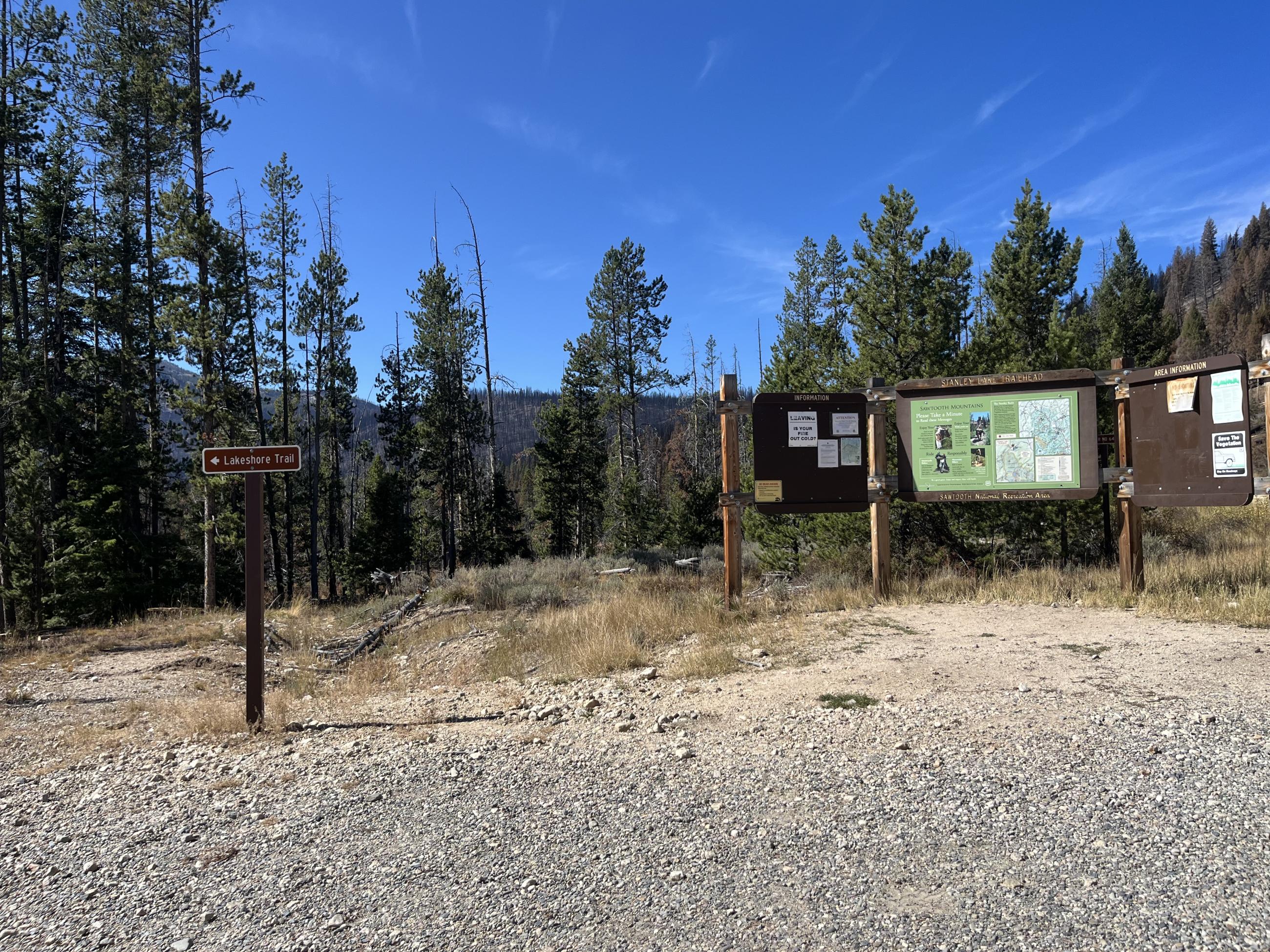 Stanley Lake trailhead sign at Stanley Lake