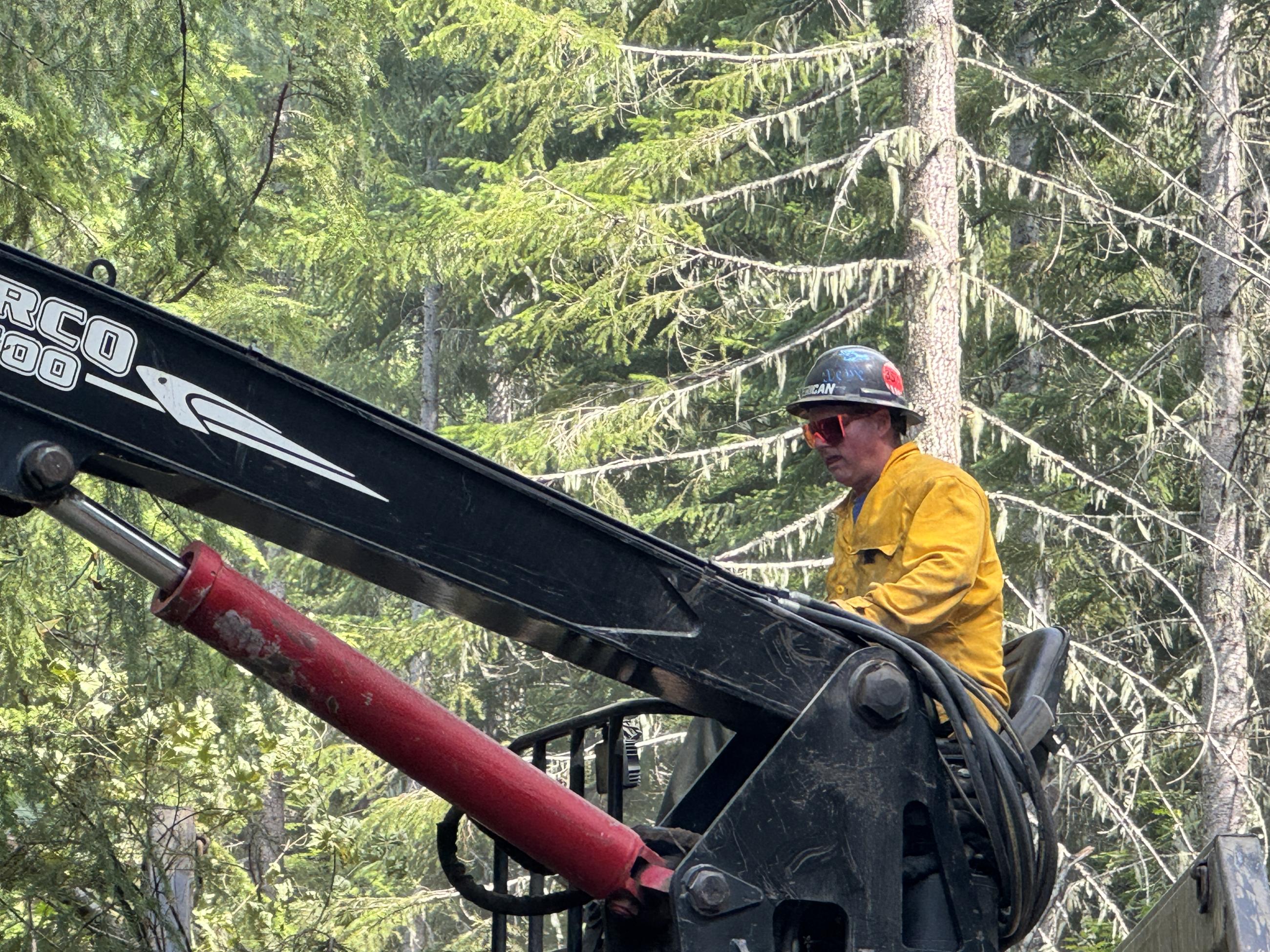 Fire 208 Equipment Operator // Willamette Fire South