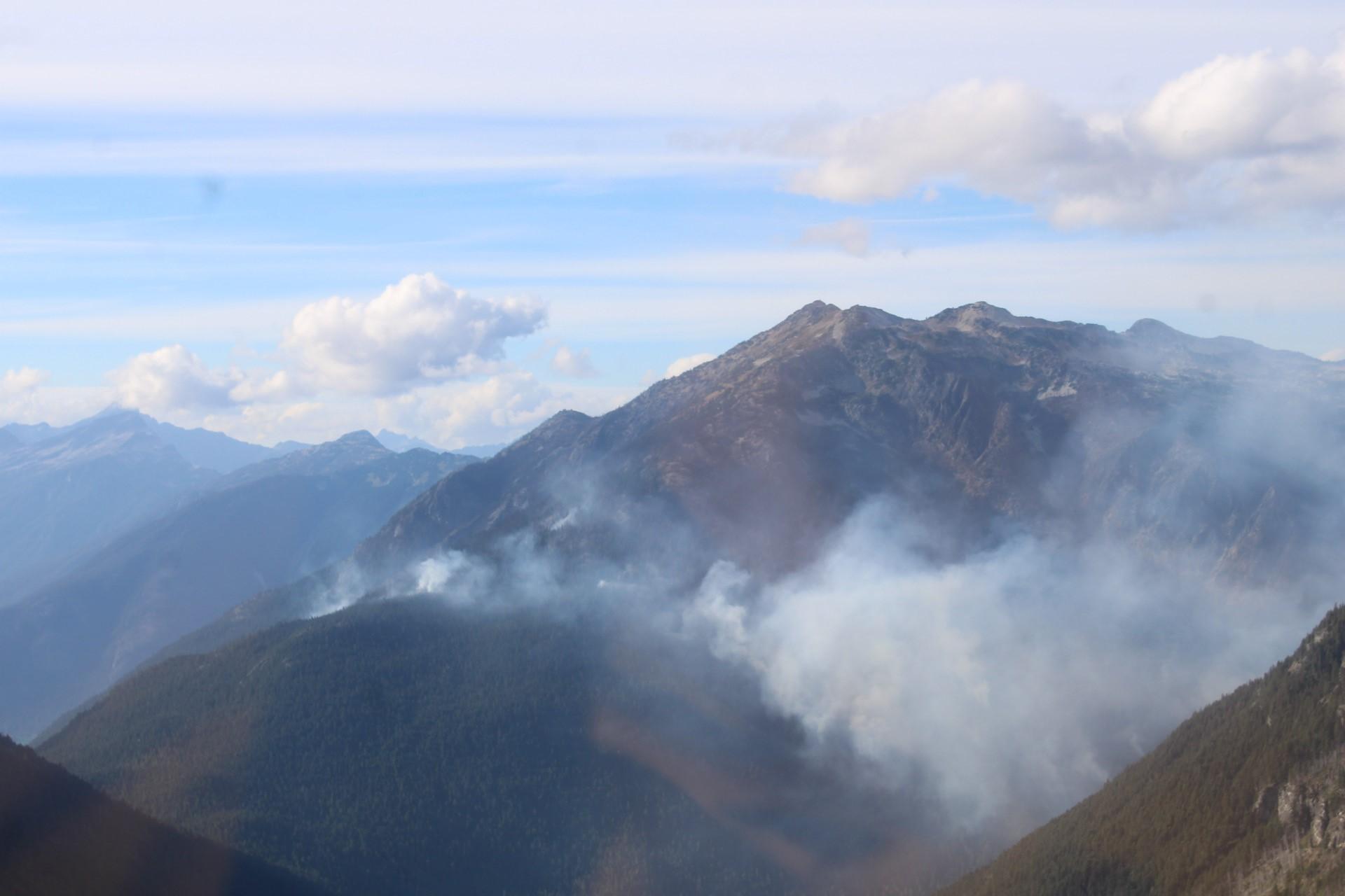 Helicopter view of Ruby Fire above Panther Creek