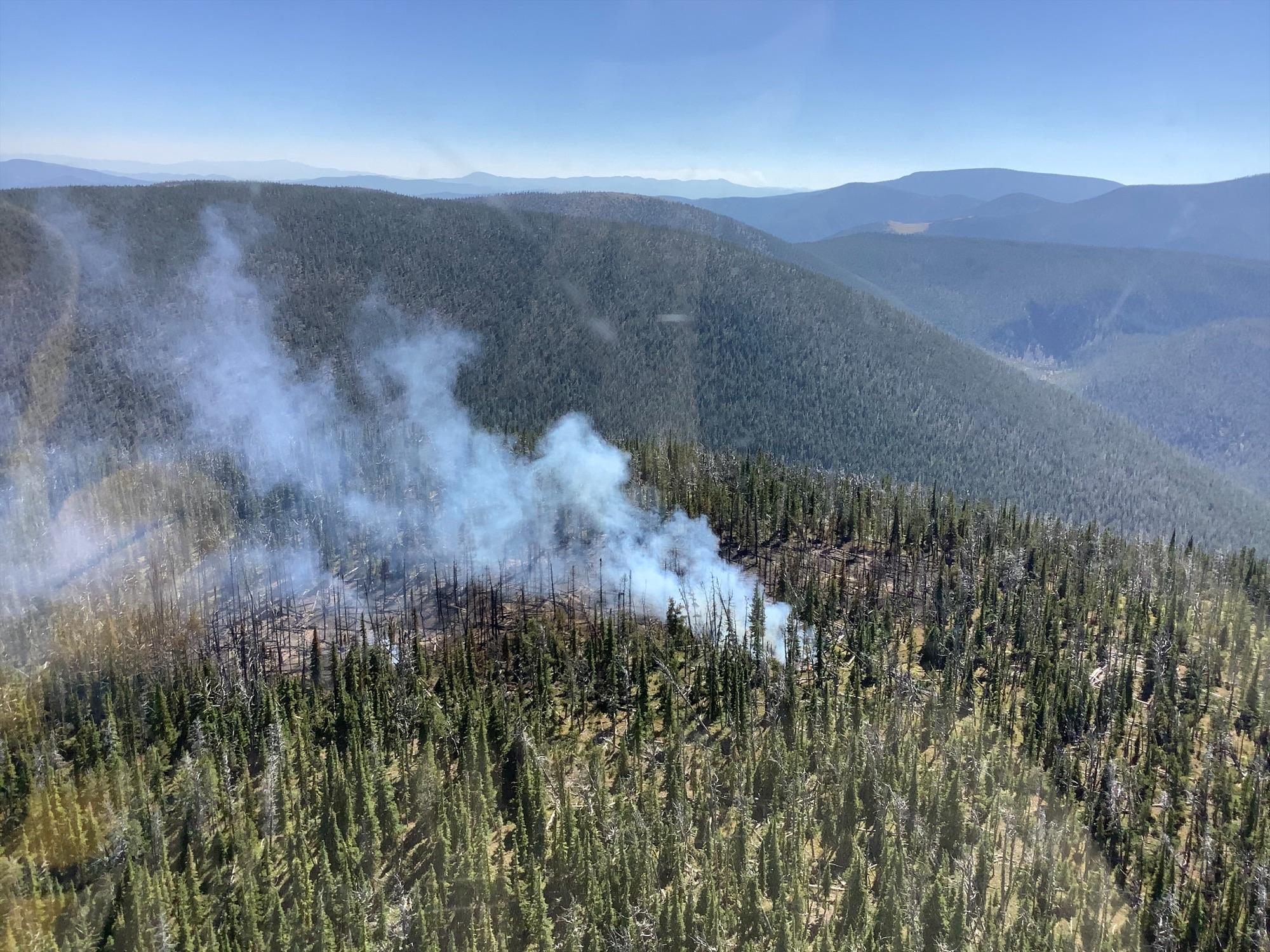 Marsh Creek Fire burning in heavy dead and down fuels on August 30