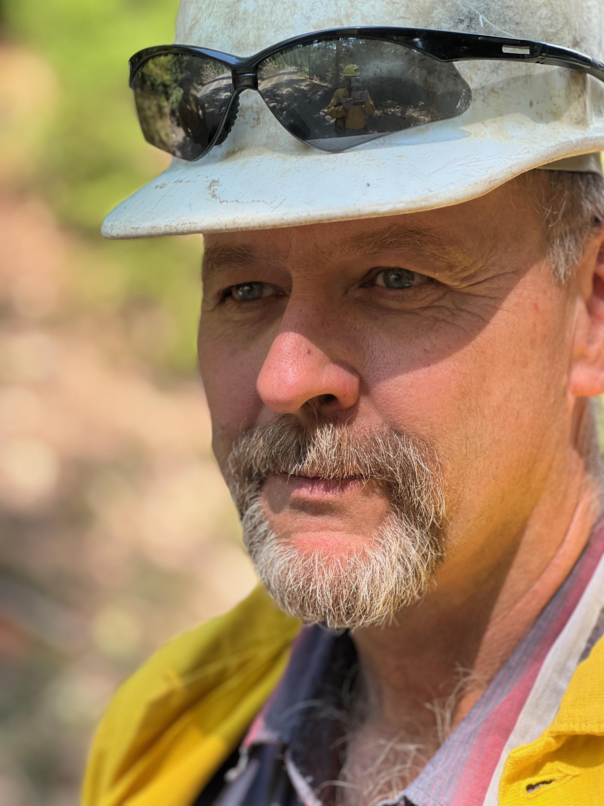 Portrait: Mike Gonsioroski Skidder Operator Willamette South Complex