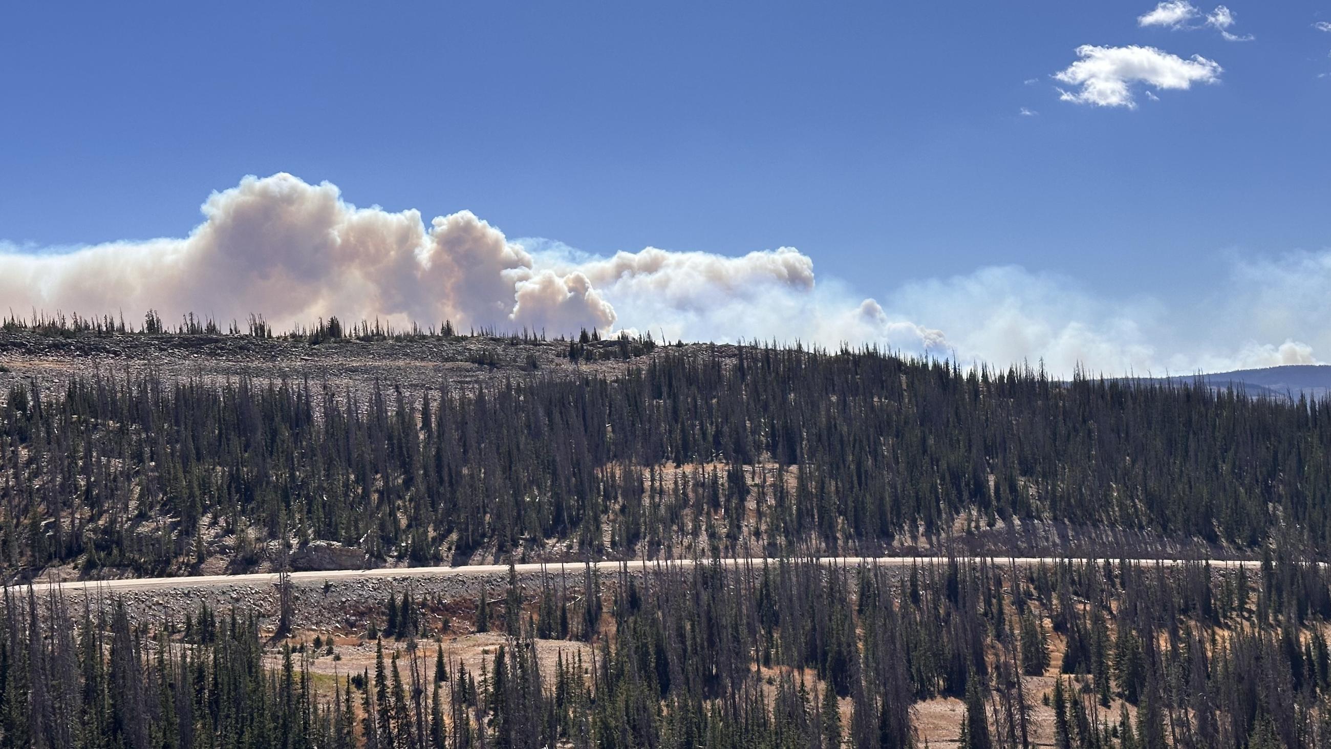 Yellow Lake Fire Smoke Column from the Bald Mt. Overlook, Hwy 150