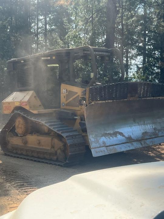 Image of large dozer on the Shoe Fire.