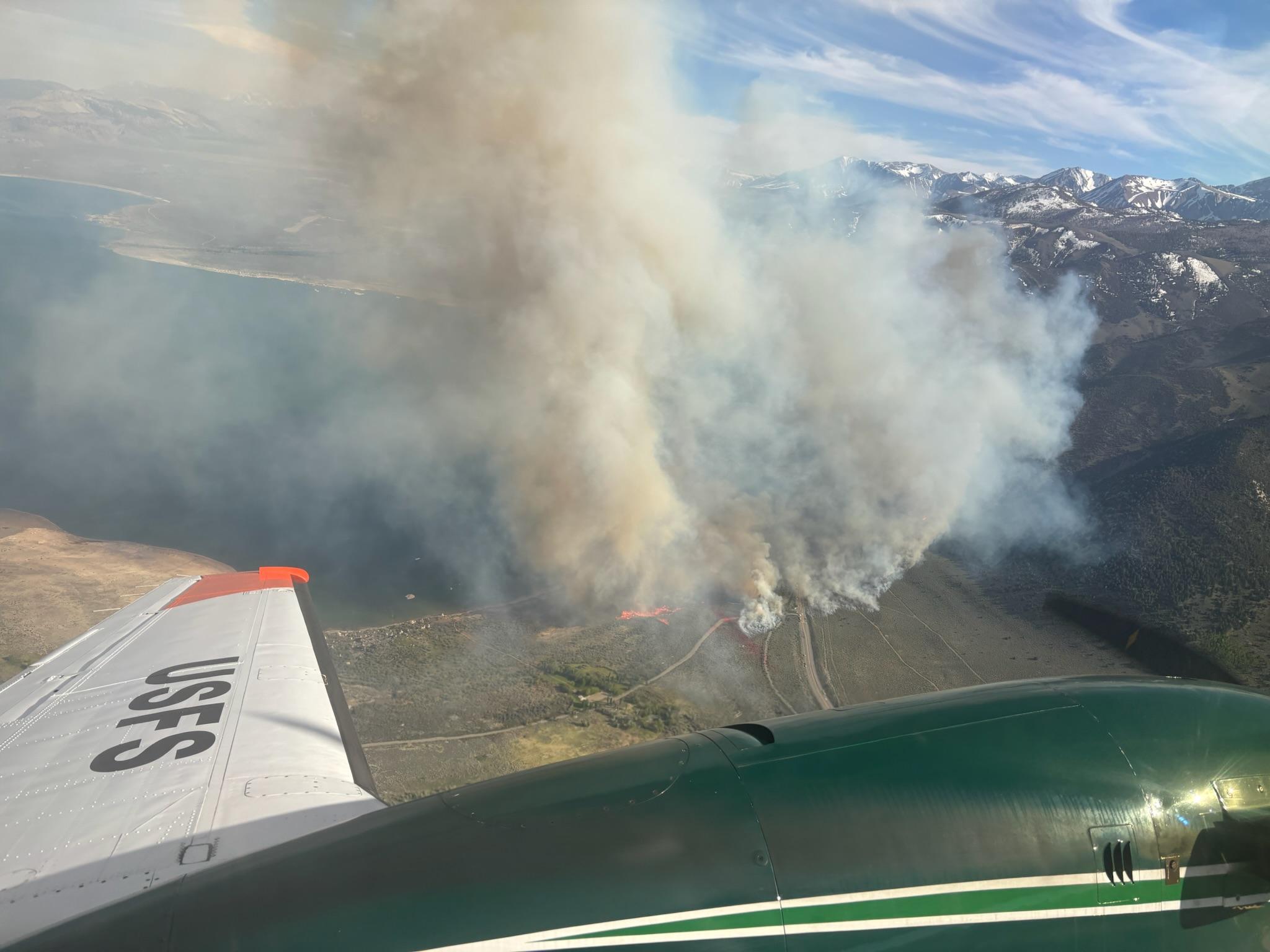 Inn Fire on the Inyo National Forest as seen from USFS Air Attack plane
